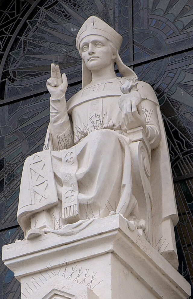 Saint Augustin enseignant, statue de l'église Saint Augustin de Lyon